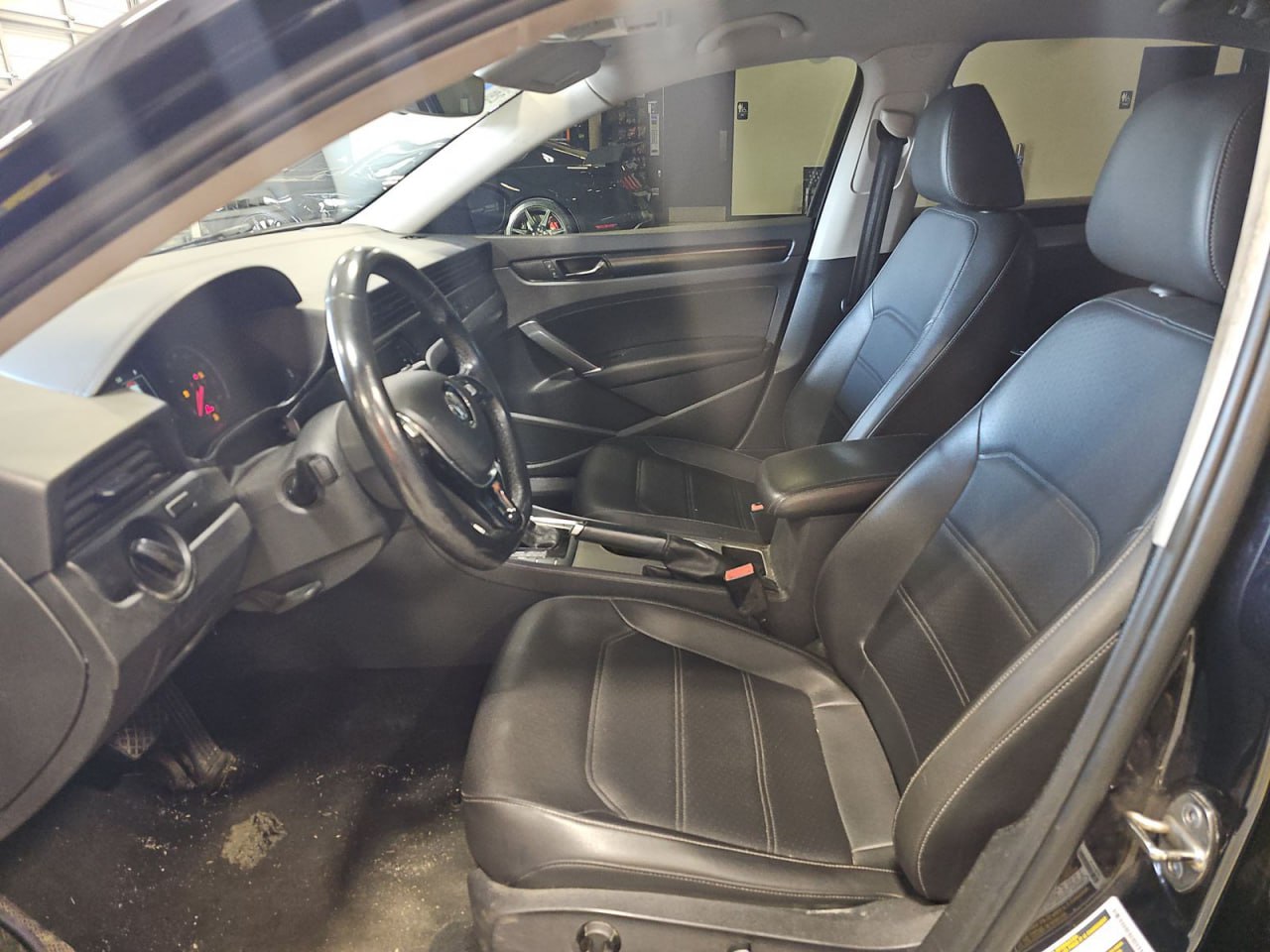 Volkswagen Passat 2.0T SE 2020