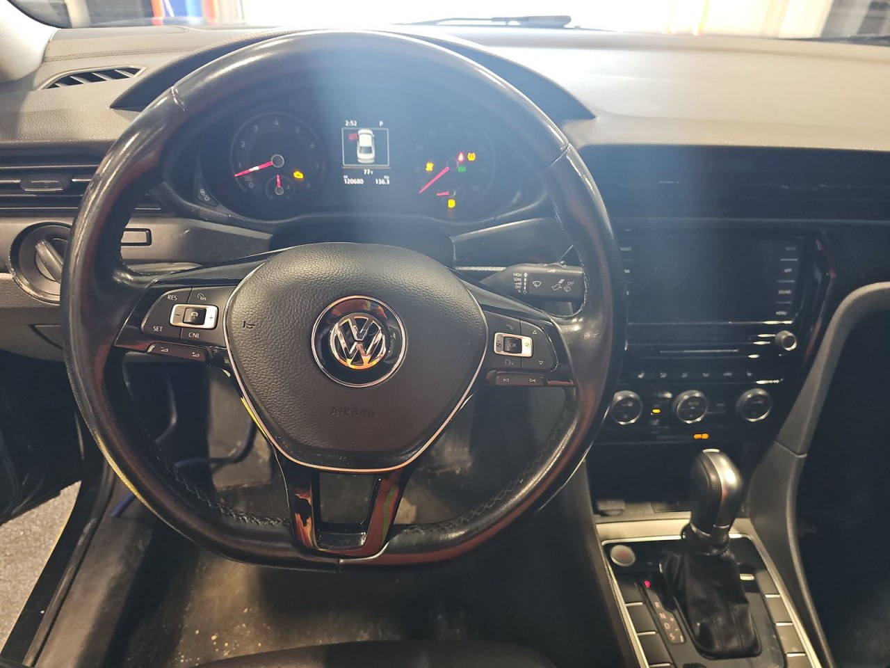 Volkswagen Passat 2.0T SE 2020