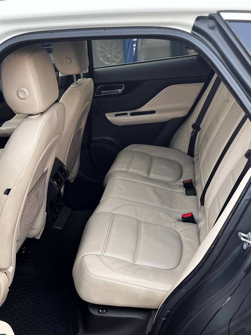 JAGUAR F-PACE PRESTIGE 2017