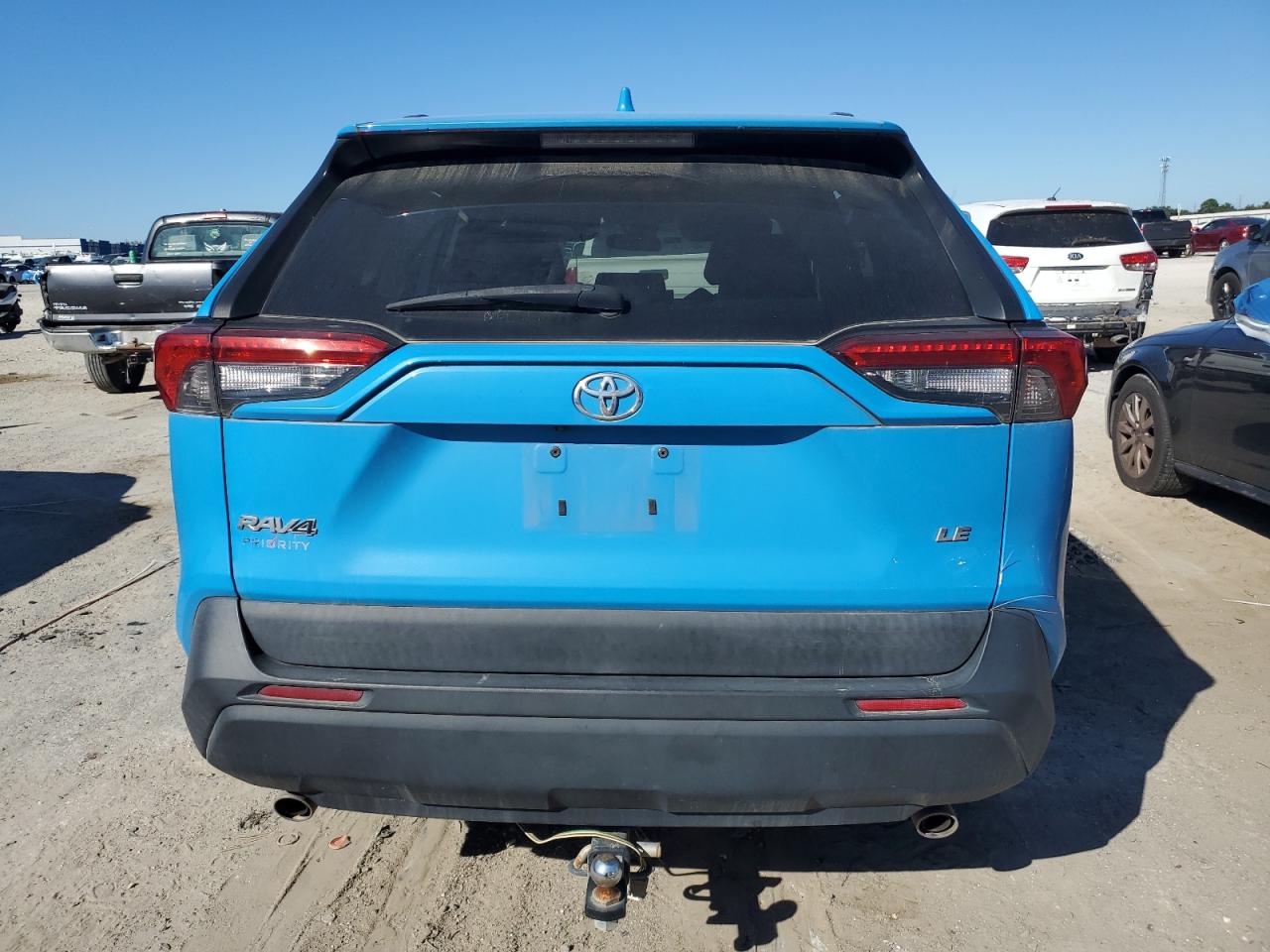 TOYOTA RAV4 LE 2020