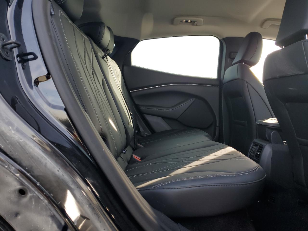 FORD MUSTANG MACH-E SELECT 2025