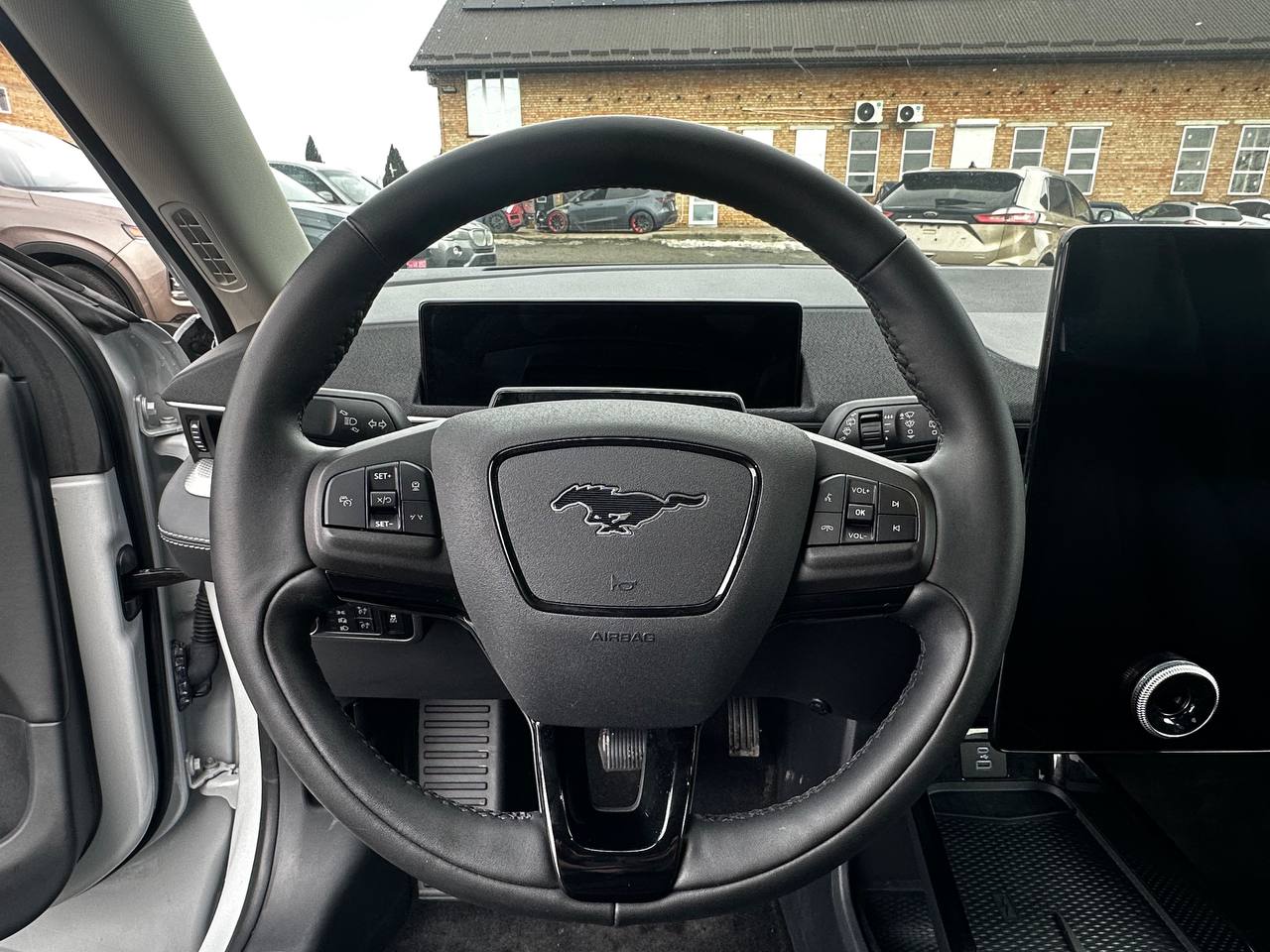 FORD MUSTANG MACH-E SELECT 2023