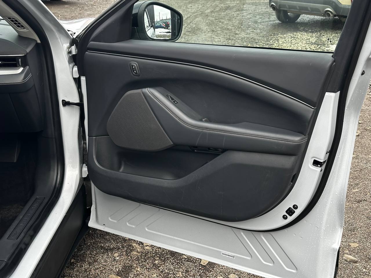 FORD MUSTANG MACH-E SELECT 2023