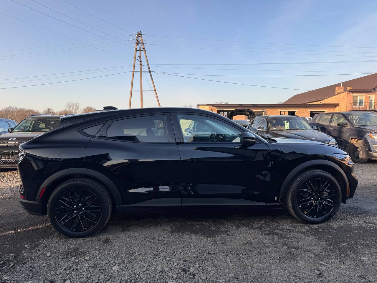 FORD MUSTANG MACH-E SELECT 2025