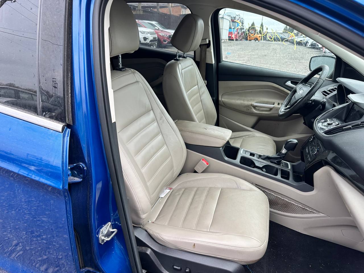 FORD ESCAPE TITANIUM 2017