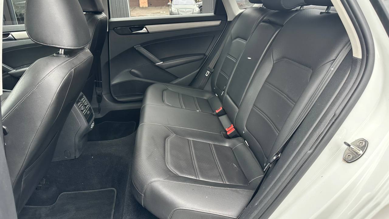 VOLKSWAGEN PASSAT SE 2021