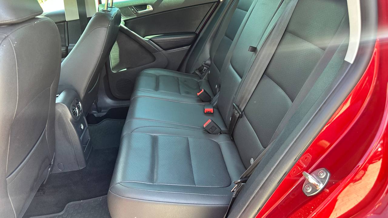 VOLKSWAGEN TIGUAN S 2013