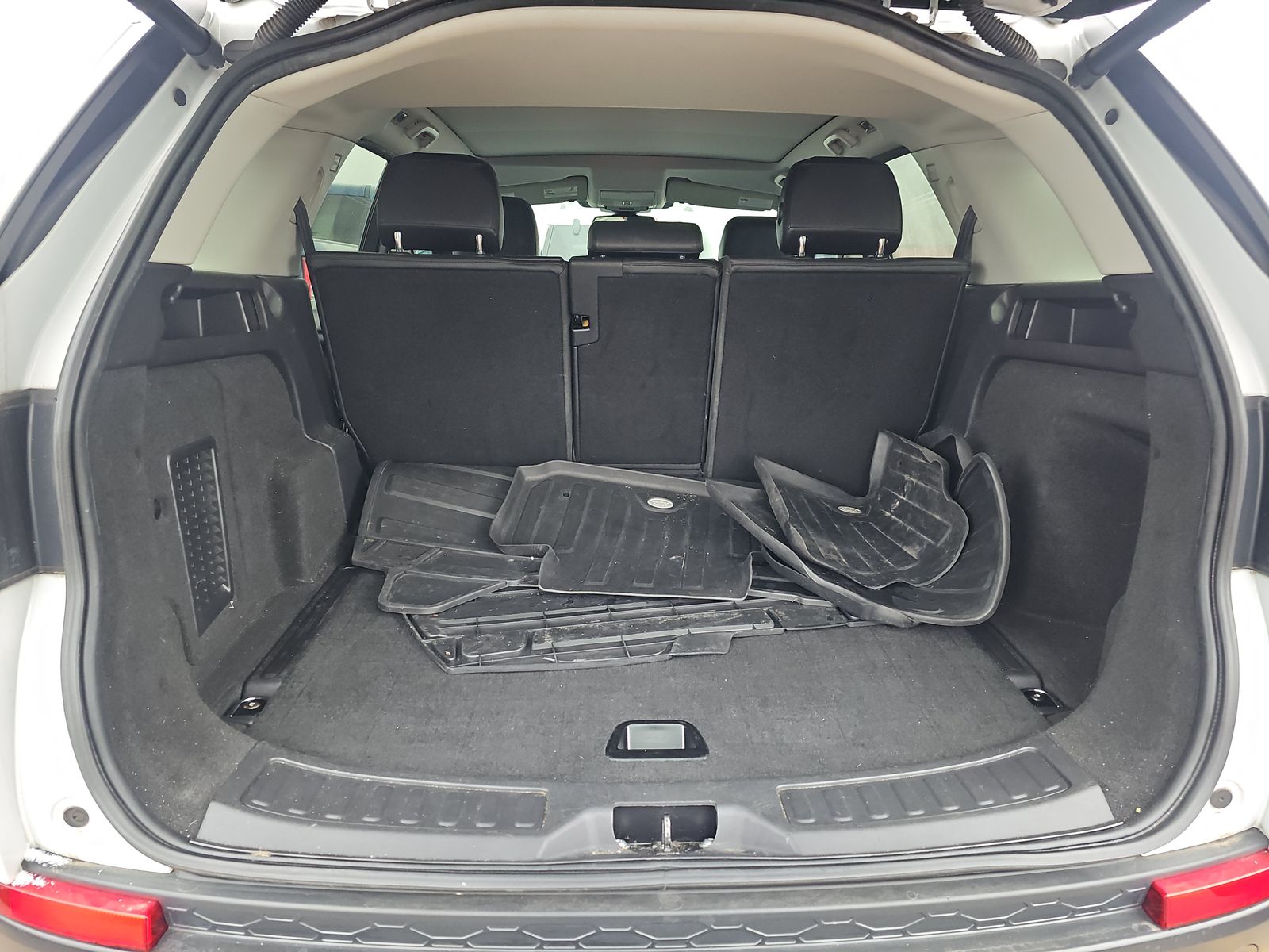 LAND ROVER DISCOVERY SPORT HSE 2015