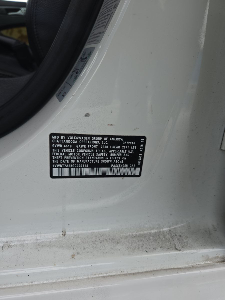 VOLKSWAGEN PASSAT SE 2016