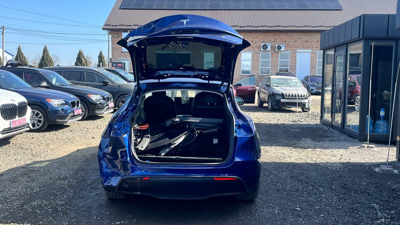 TESLA MODEL Y AWD DUAL MOTOR 2021