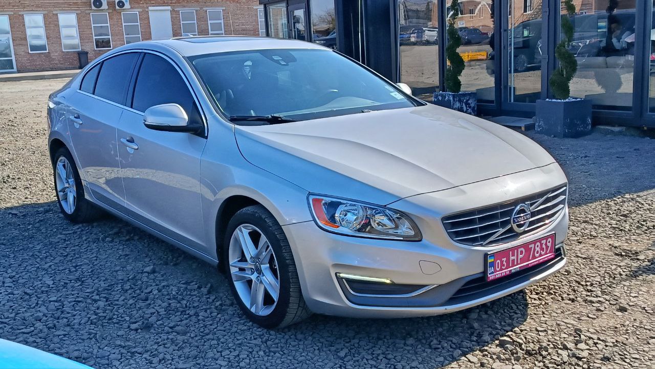 VOLVO S60 PREMIER 2013