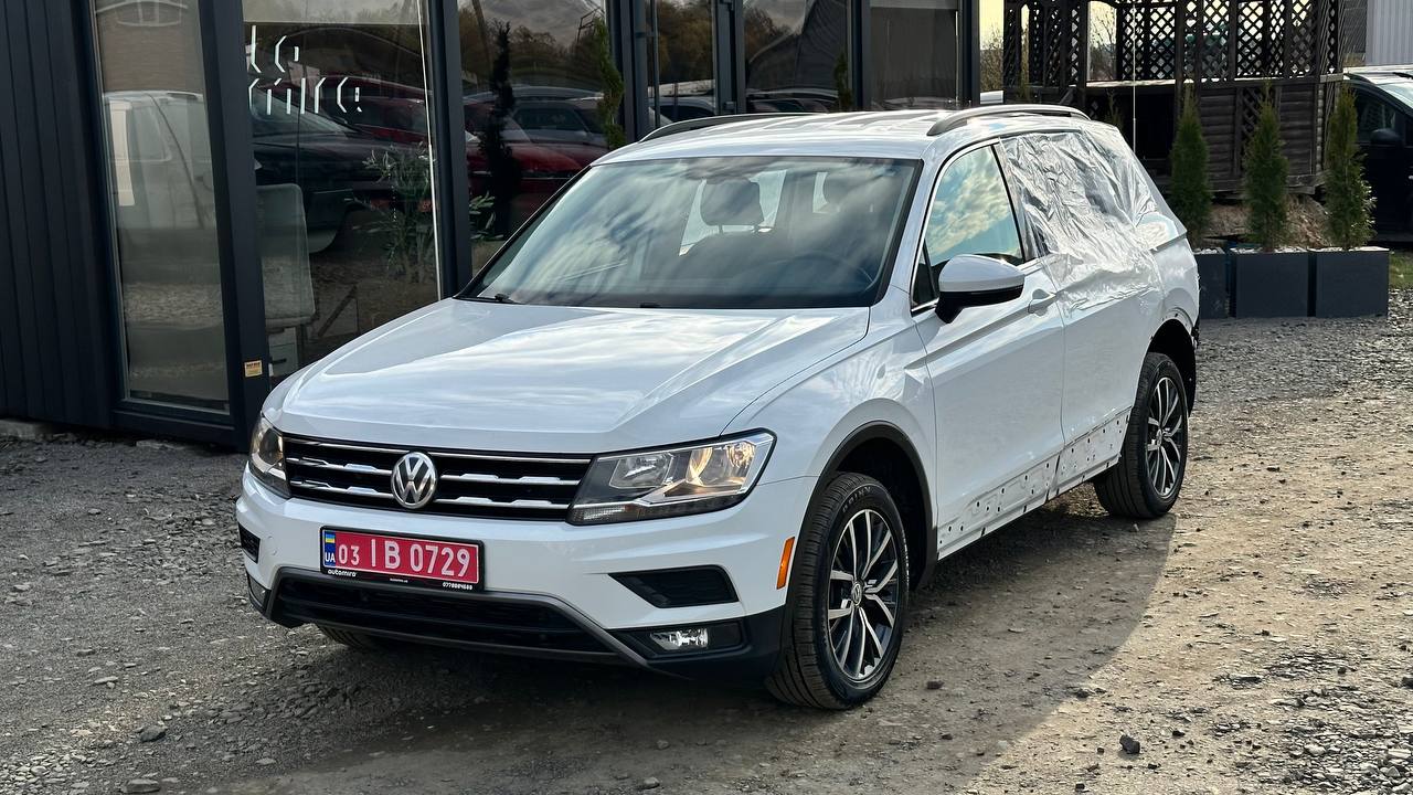 VOLKSWAGEN TIGUAN SE 2017