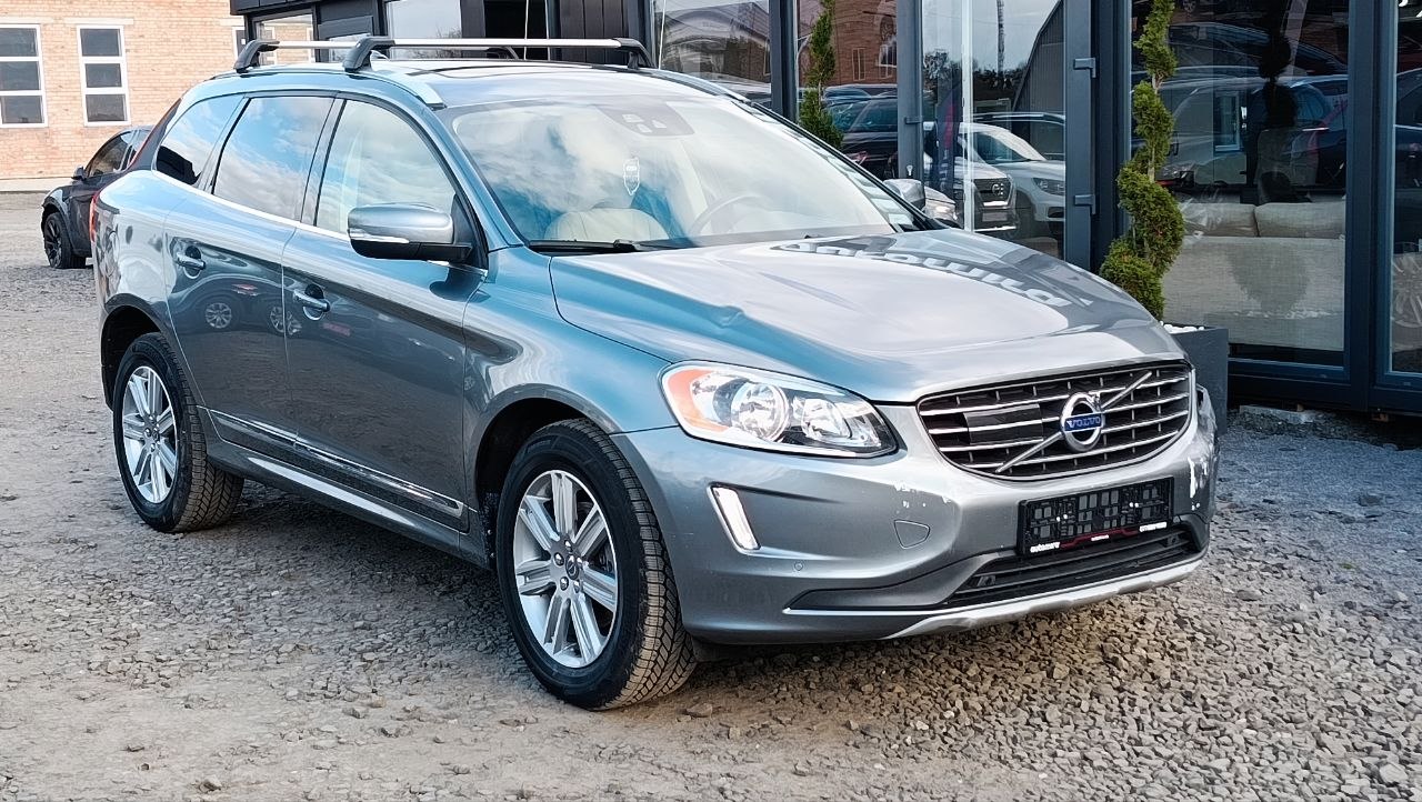 VOLVO XC60 T5 INSCRIPTION 2016