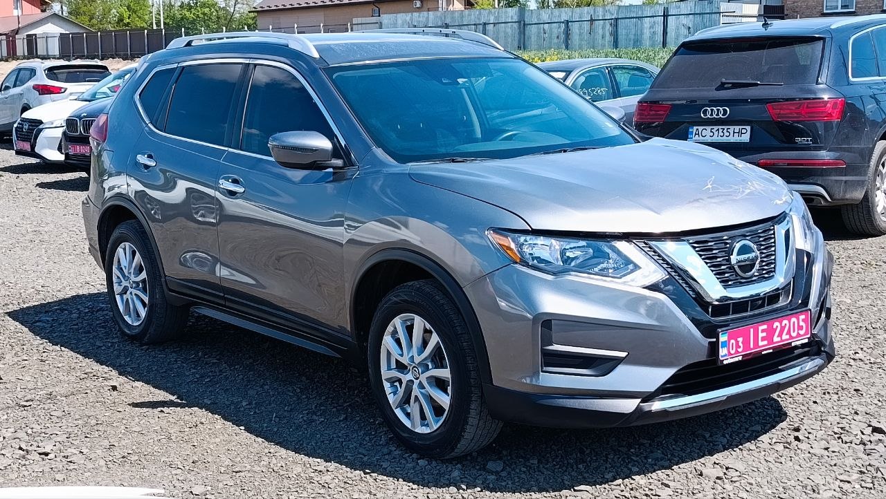 NISSAN ROGUE SV 2019