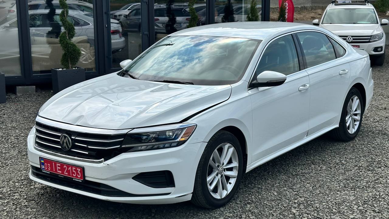 VOLKSWAGEN PASSAT SE 2020