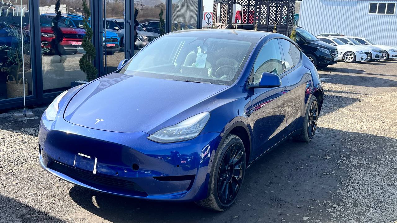 TESLA MODEL Y AWD DUAL MOTOR 2021