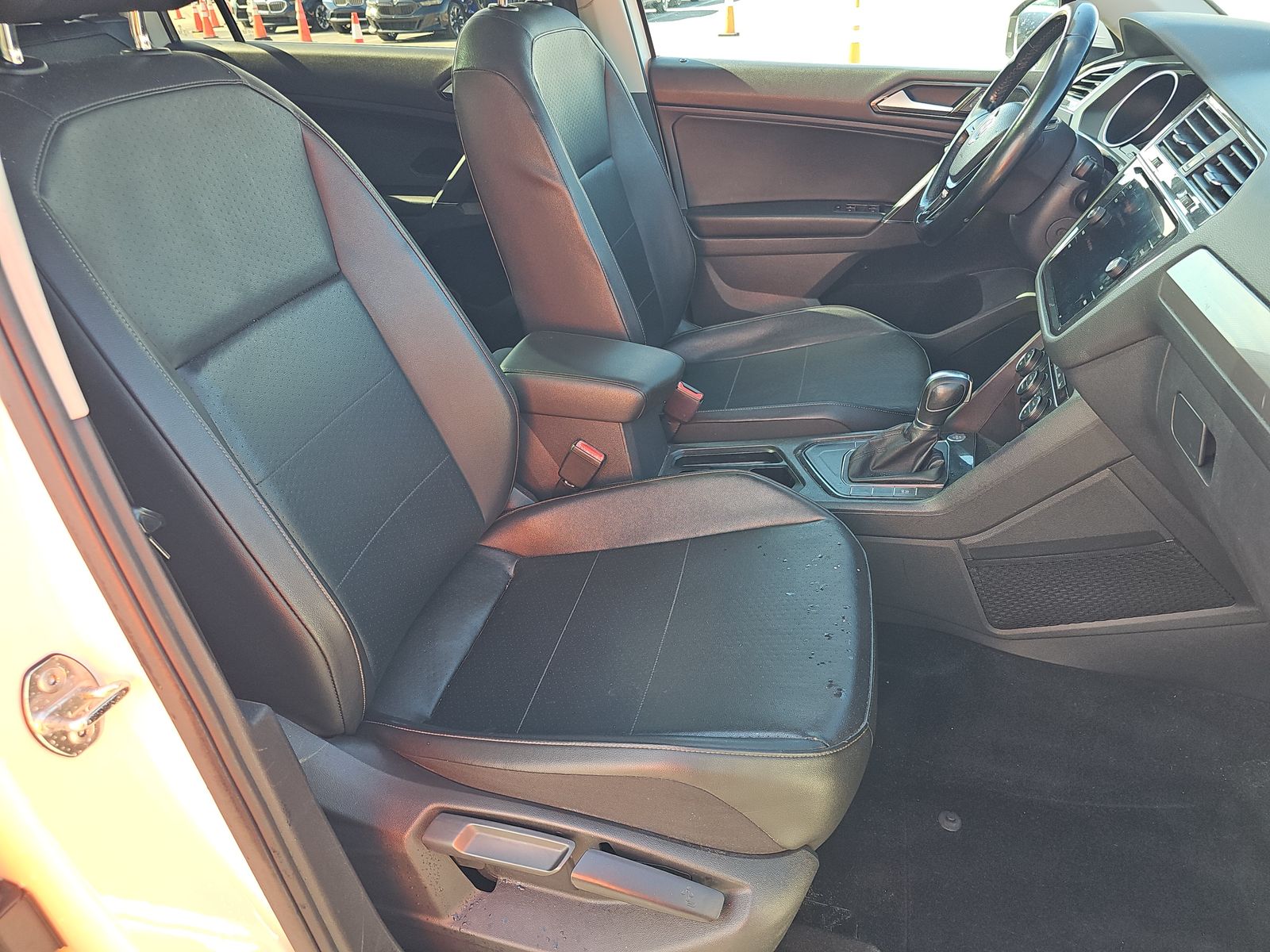 VOLKSWAGEN TIGUAN SE 2017