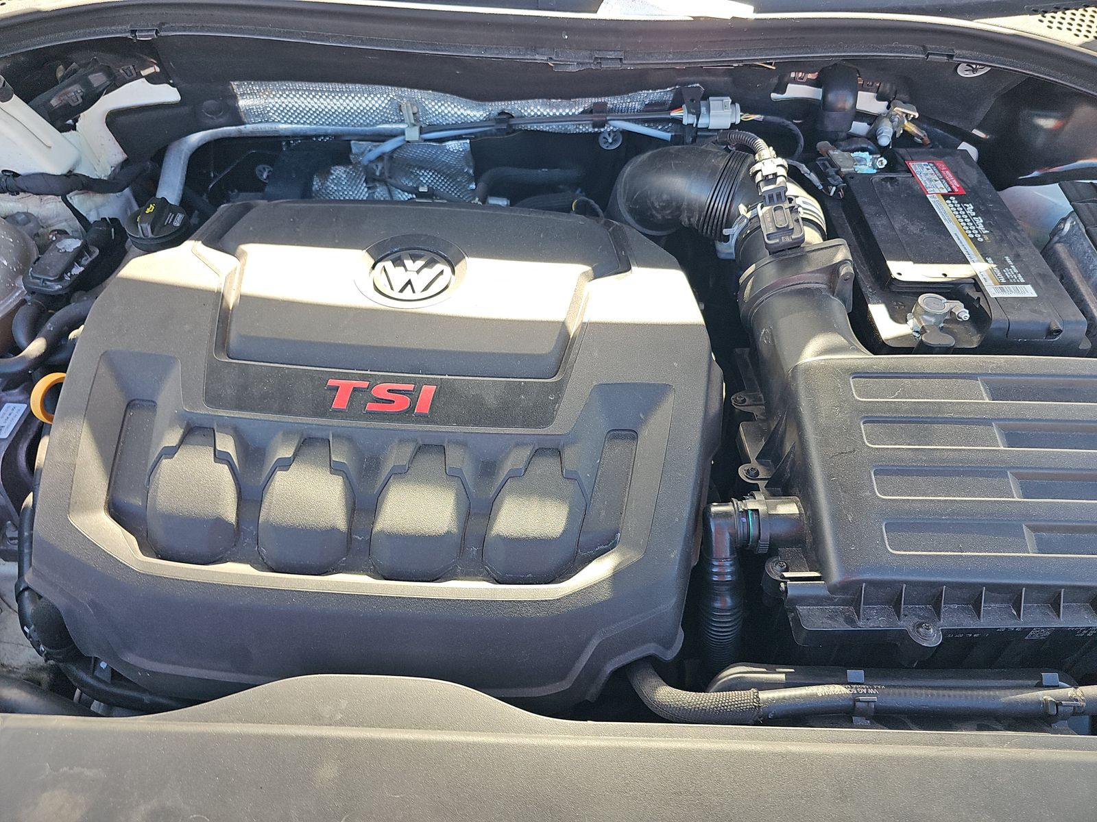 VOLKSWAGEN TIGUAN SE 2017