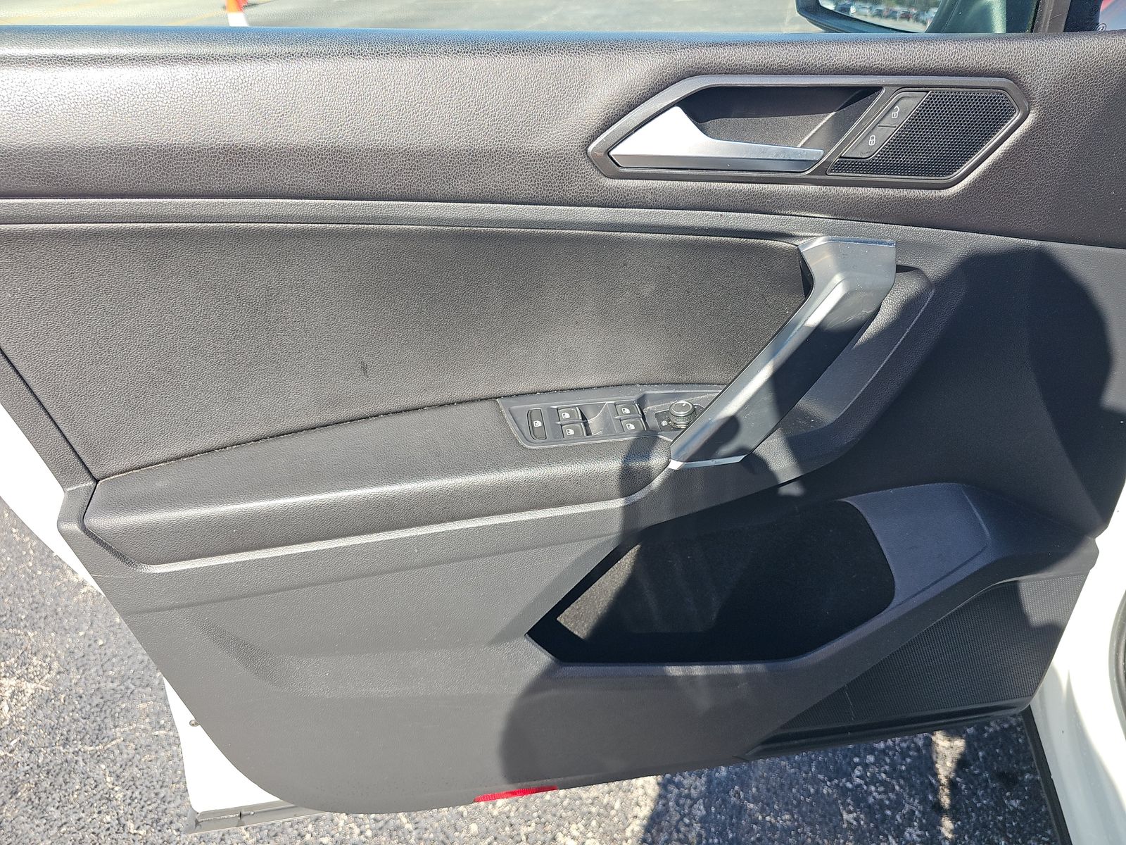 VOLKSWAGEN TIGUAN SE 2017