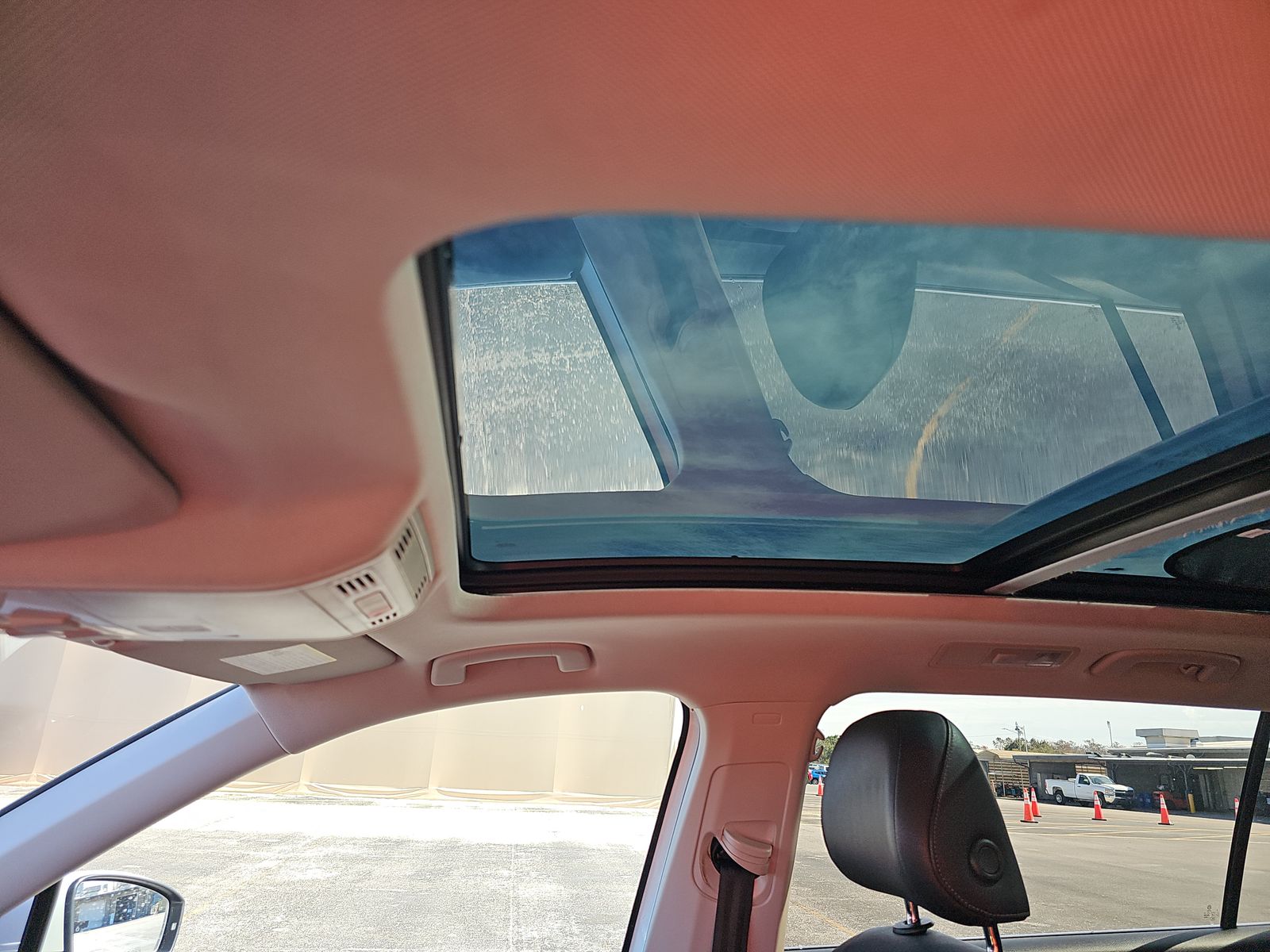 VOLKSWAGEN TIGUAN SE 2017