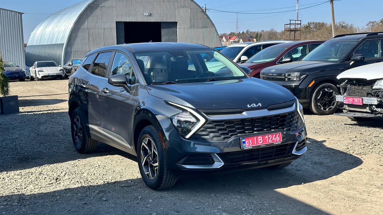 KIA SPORTAGE LX 2023