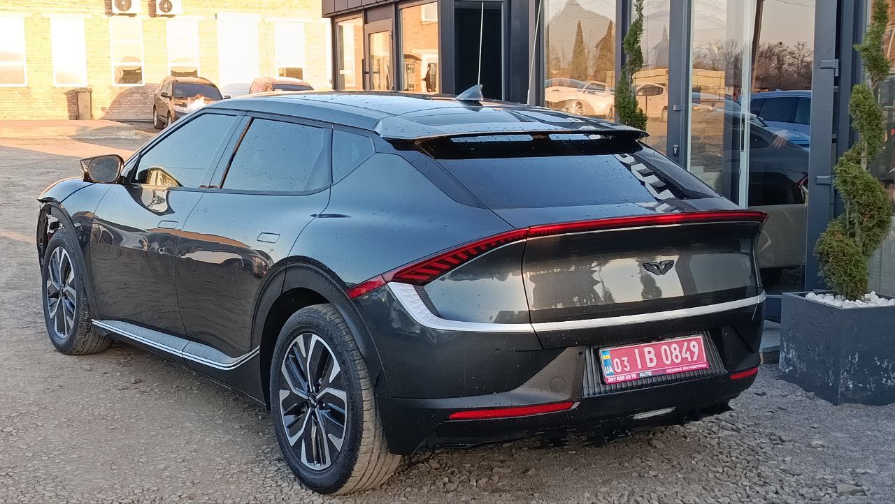 KIA EV6 LIGHT 2022