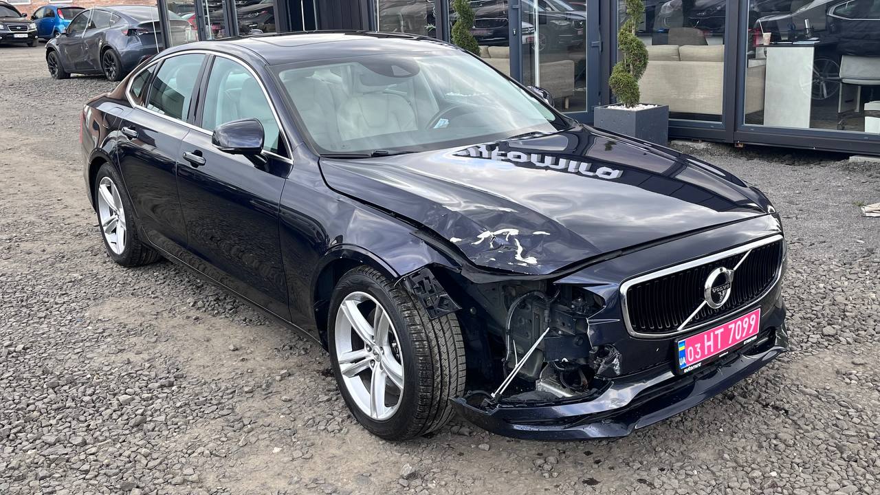 VOLVO S90 T5 MOMENTUM 2016