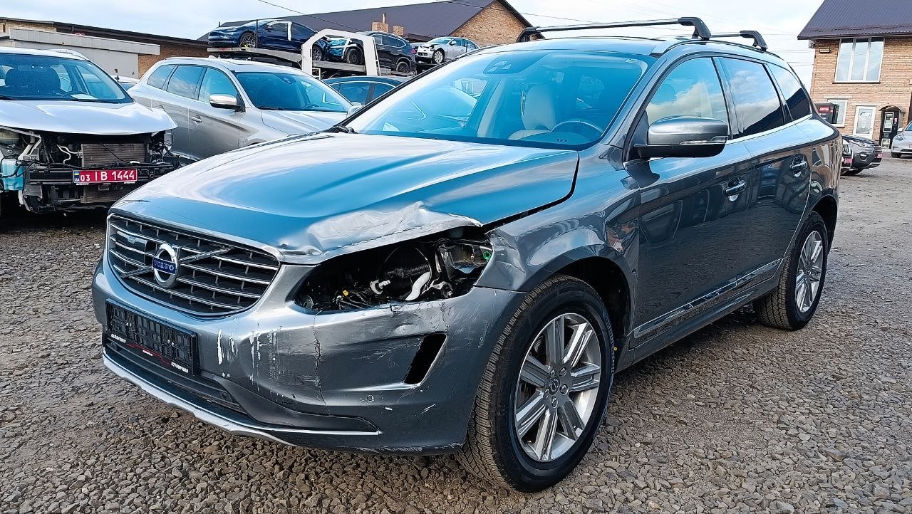 VOLVO XC60 T5 INSCRIPTION 2016