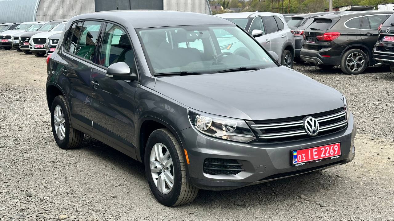 VOLKSWAGEN TIGUAN S 2012
