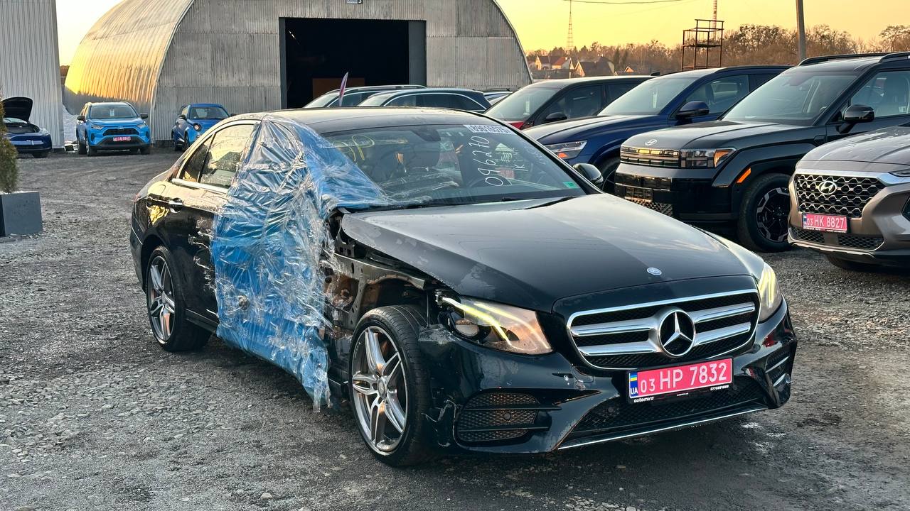 MERCEDES-BENZ E 300 4MATIC 2016