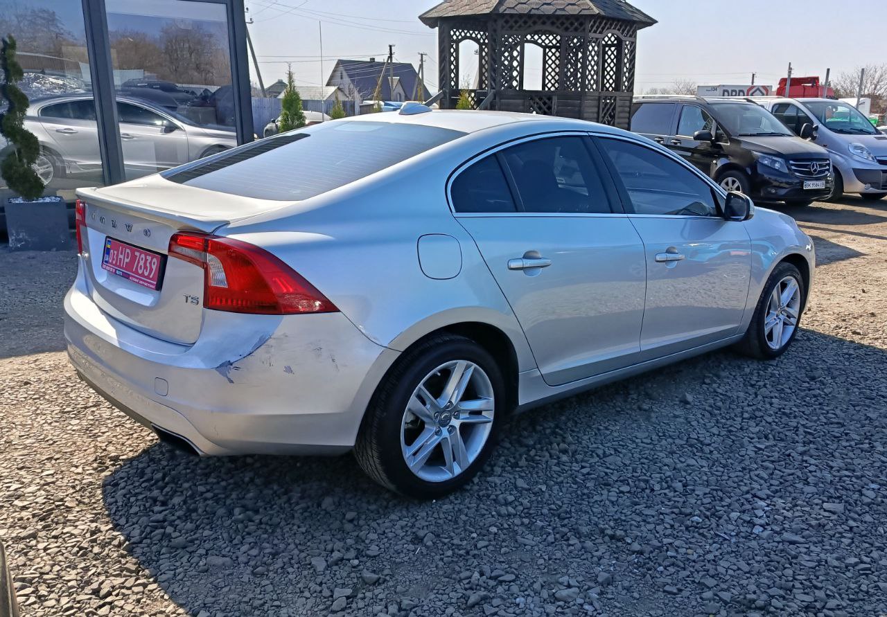 VOLVO S60 PREMIER 2013