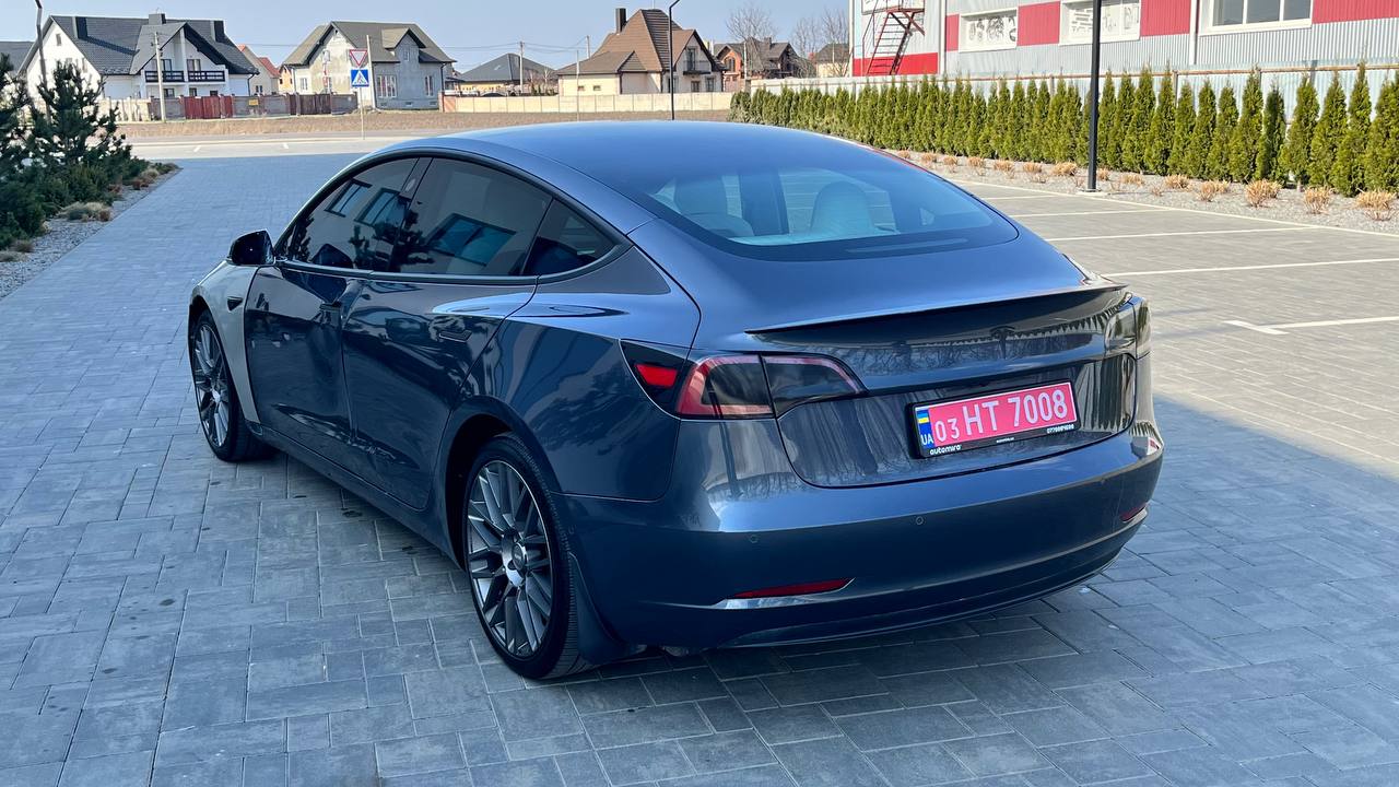 TESLA MODEL 3 DUAL MOTOR 2019