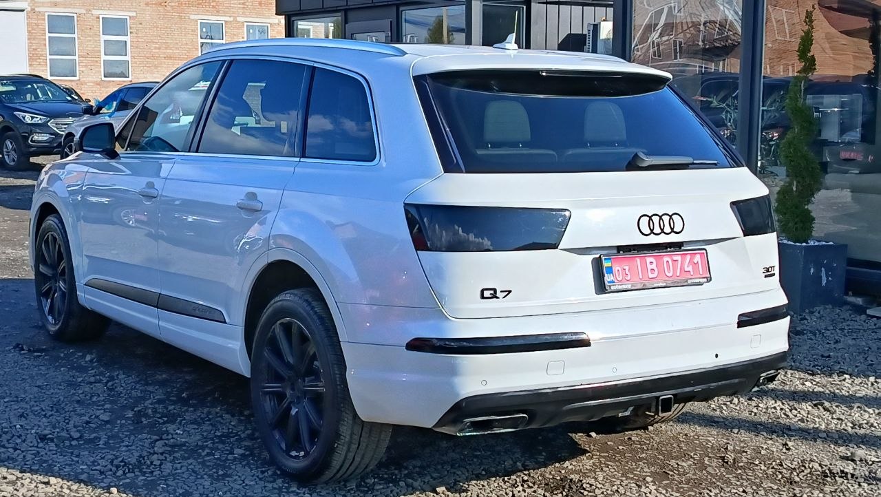 AUDI Q7 PRESTIGE 2016