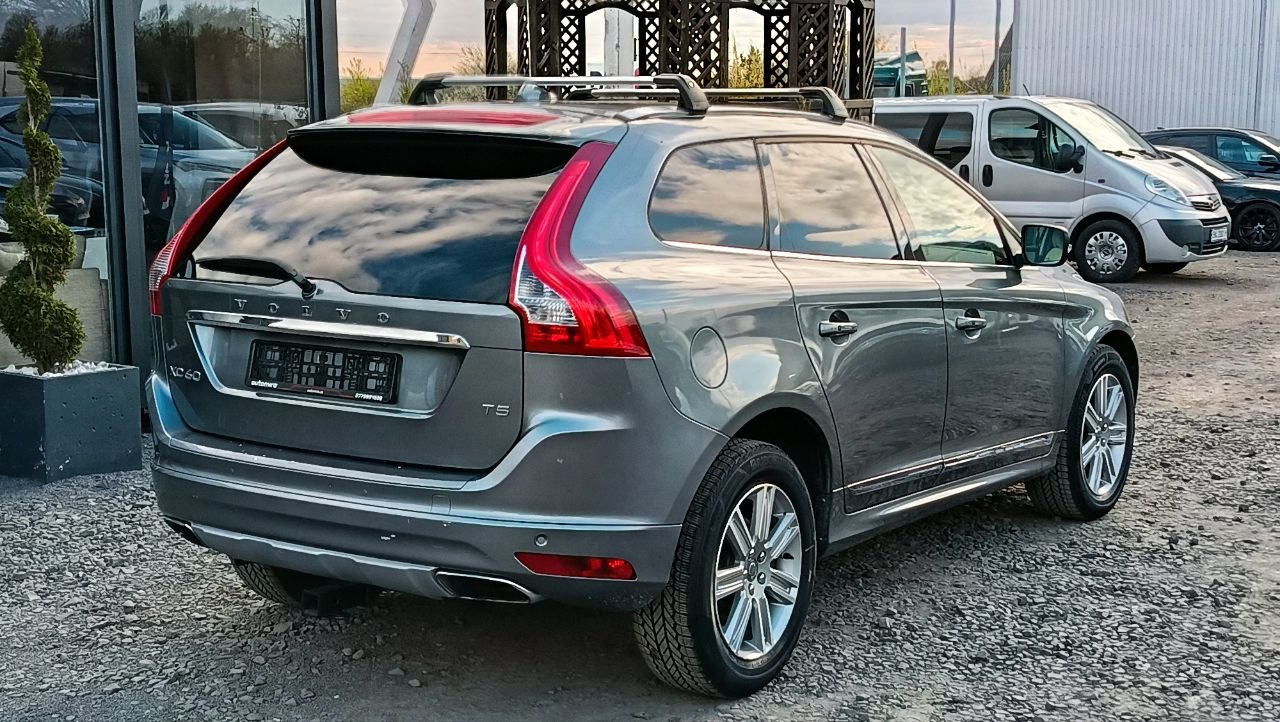 VOLVO XC60 T5 INSCRIPTION 2016