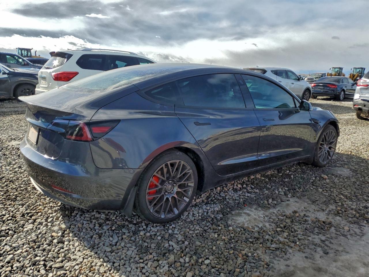 TESLA MODEL 3 DUAL MOTOR 2020