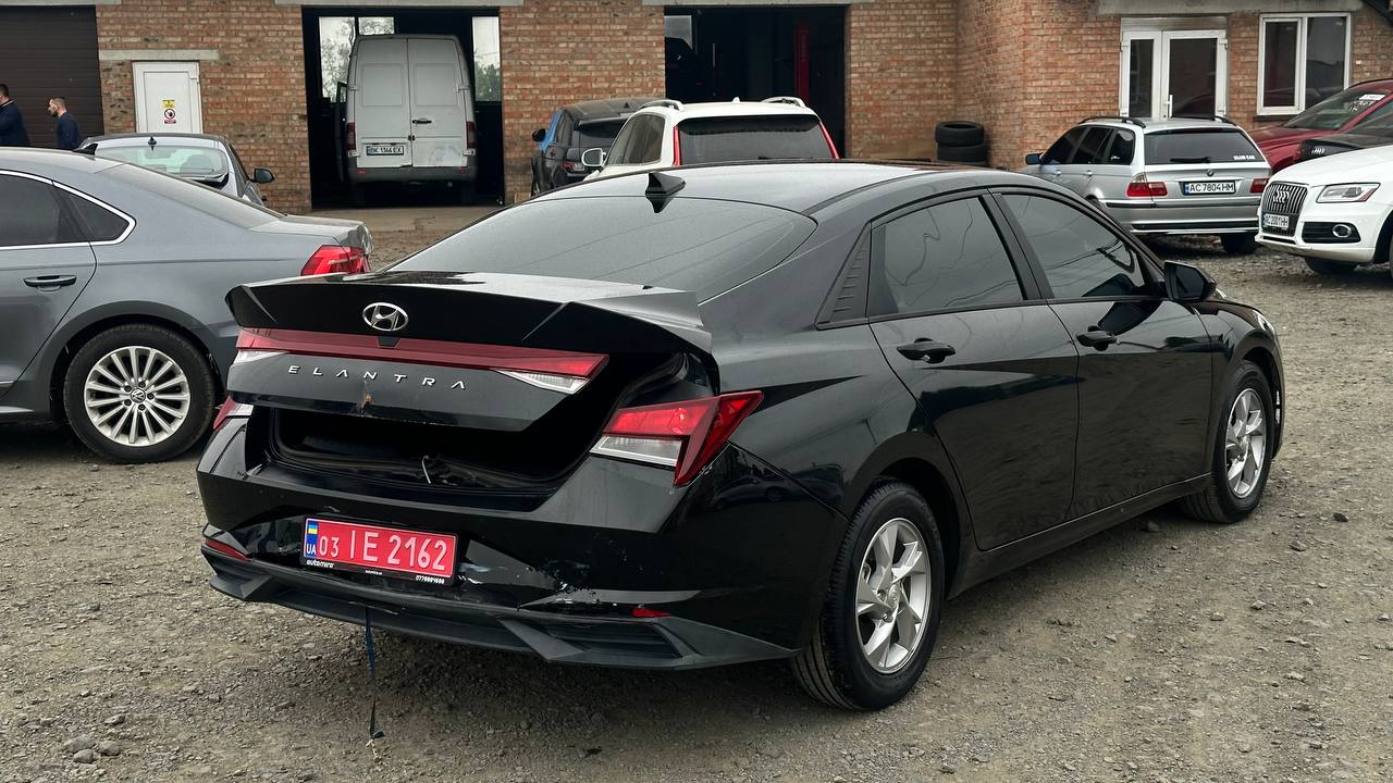 HYUNDAI ELANTRA SE 2020