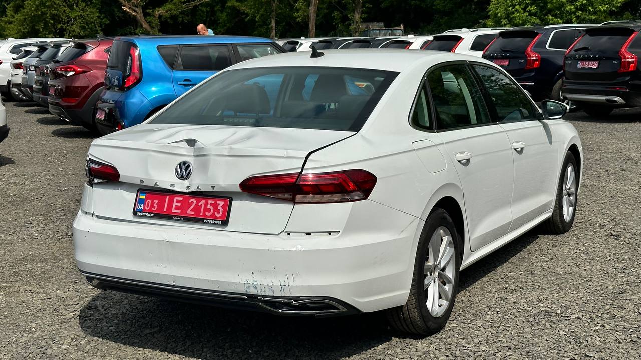 VOLKSWAGEN PASSAT SE 2020