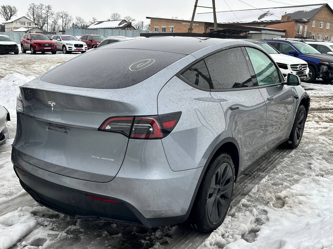 TESLA MODEL Y AWD DUAL MOTOR 2024