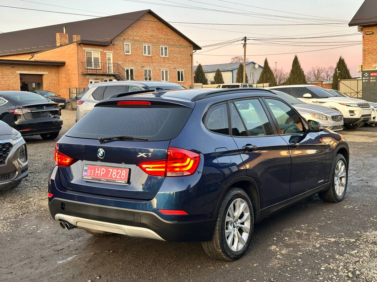 BMW X1 Sports Activity Vehicle xDrive28i 2013