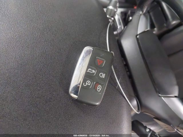 LAND ROVER DISCOVERY SPORT HSE 2016