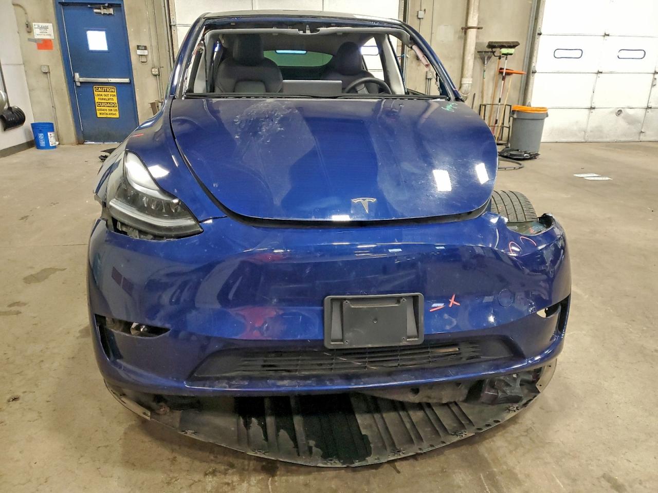 TESLA MODEL Y DUAL MOTOR 2023