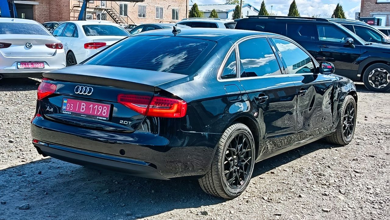 AUDI A4 PREMIUM 2013
