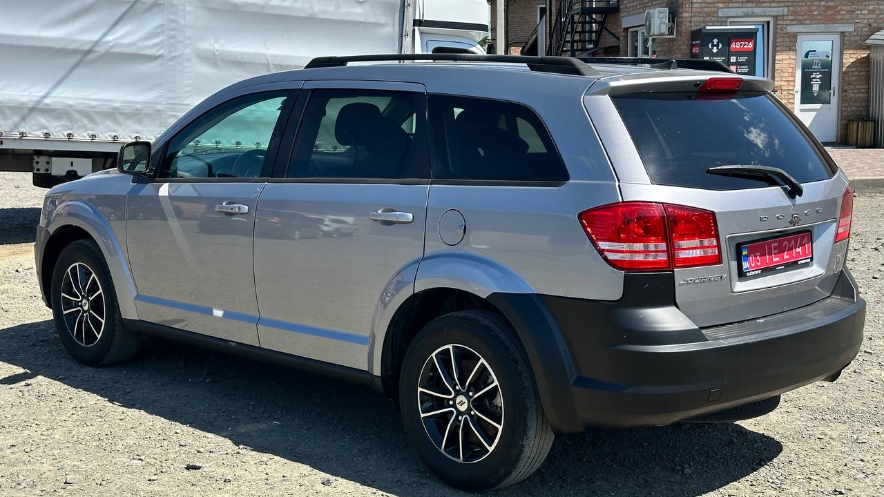 DODGE JOURNEY SE 2018