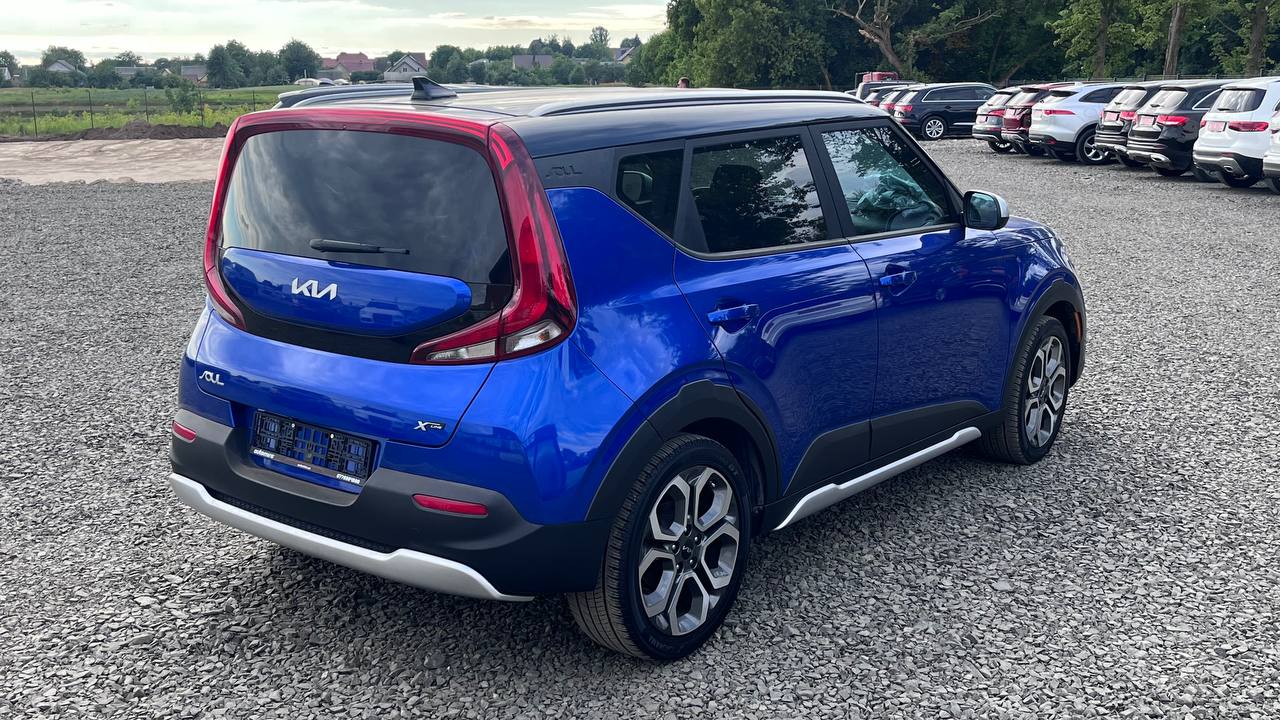 KIA SOUL LX  2021