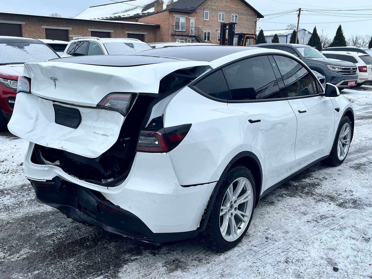 TESLA MODEL Y DUAL MOTOR 2021