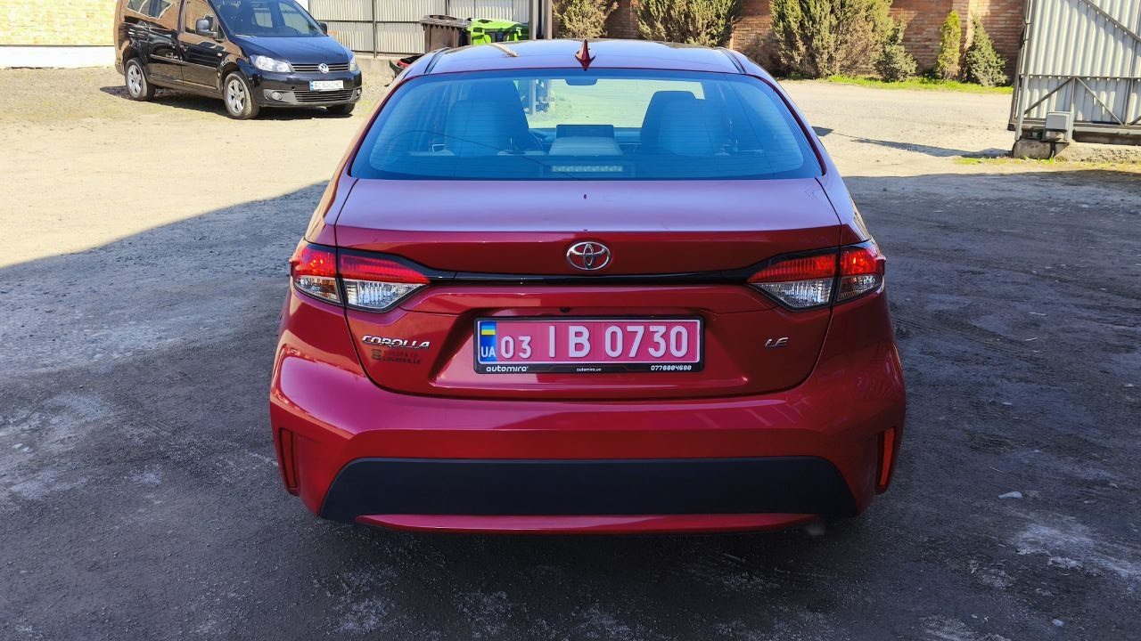 TOYOTA COROLLA LE 2019
