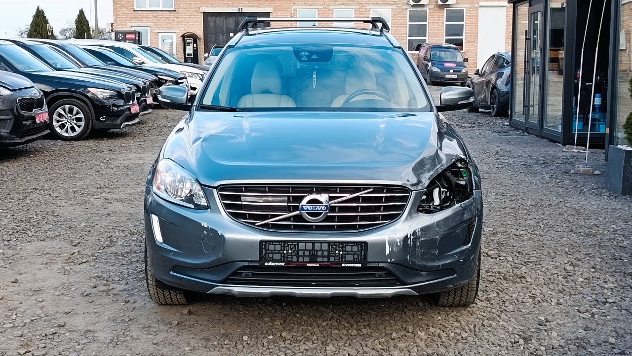VOLVO XC60 T5 INSCRIPTION 2016