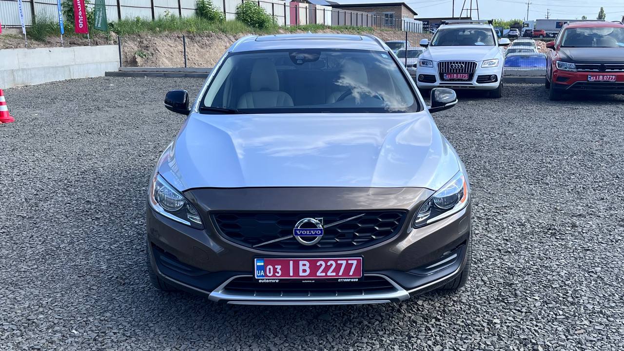 VOLVO V60 CROSS COUNTRY PREMIER 2016