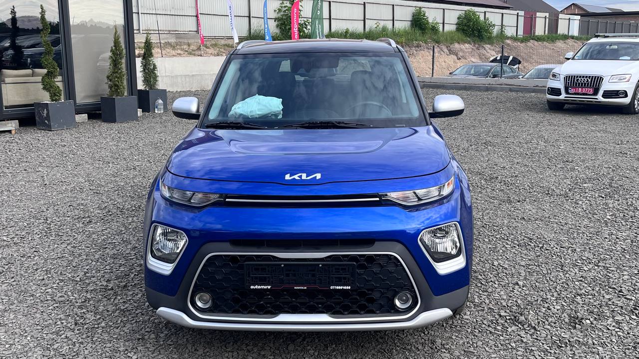 KIA SOUL LX  2021