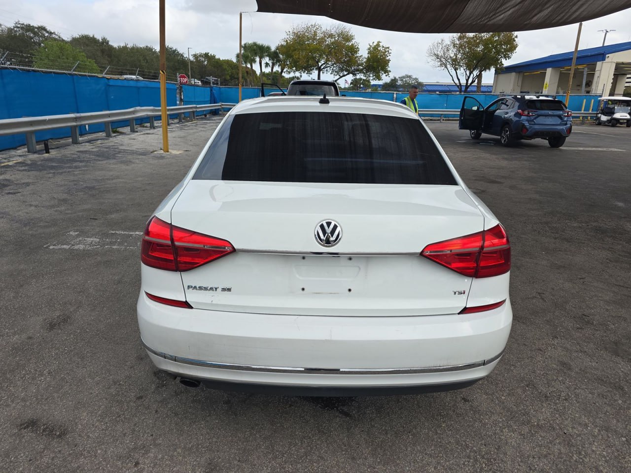 VOLKSWAGEN PASSAT SE 2016
